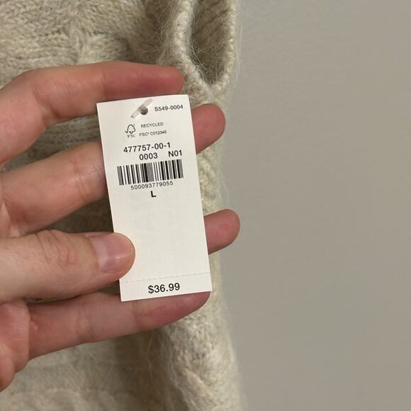 NWT Old Navy Sleeveless Cropped Cozy Plush-Yarn Cable-Knit Turtleneck Sweater L - Picture 5 of 9